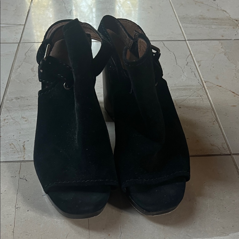 Frye Karissa suede block heel